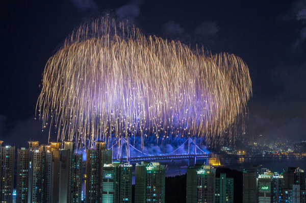 10504774015_9ac44c9792_c